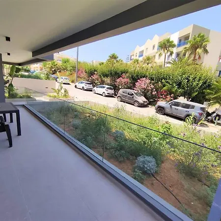 דירה Brand New Next To The Beach, Peaceful Square, Garden View העיירה רתימנו