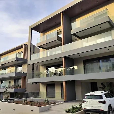 Brand New Next To The Beach, Peaceful Square, Garden View Daire